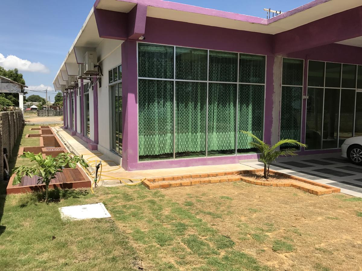 Paka Tamim Seaview Hotel Exterior photo