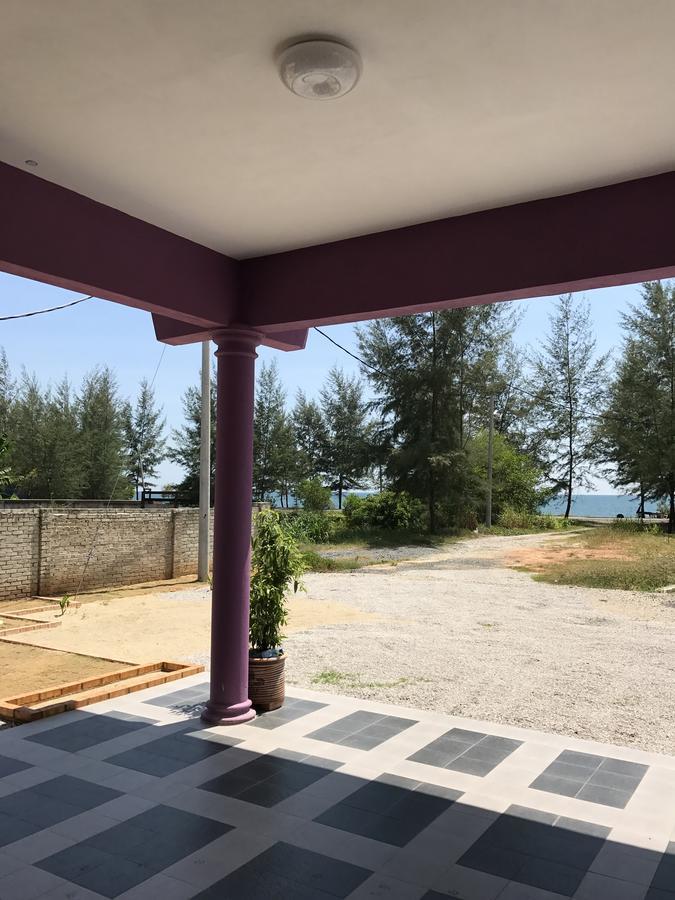 Paka Tamim Seaview Hotel Exterior photo
